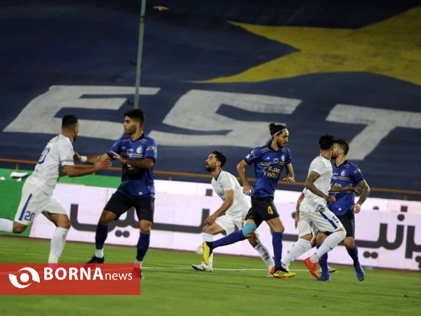 دیدار تیم های فوتبال استقلال- گل گهر سیرجان