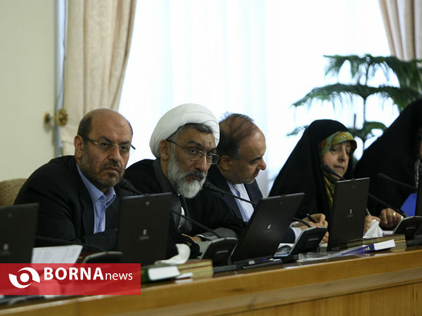 آخرین جلسه هیات دولت در سال 1394