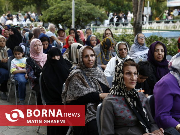 دور همی سالمندان تهران با عنوان "یاد ایام"