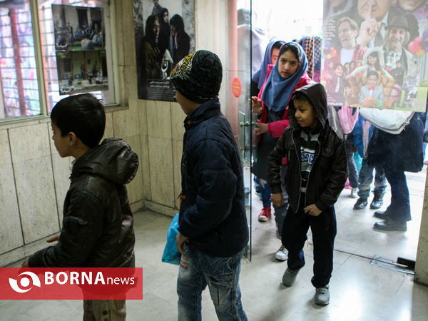 اکران فیلم (( باغ بهشت )) برای کودکان کار