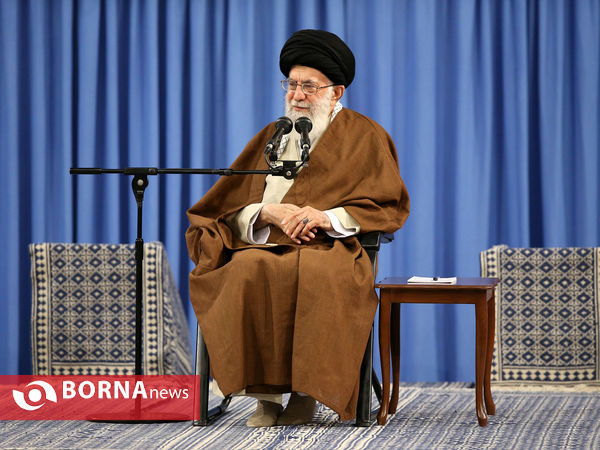 دیدار اعضای کنگره نقش شیعه درگسترش‌علوم‌اسلامی با رهبرانقلاب
