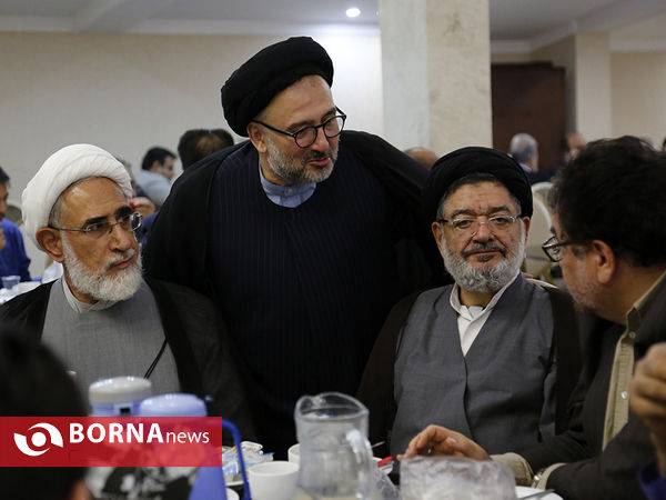 ضیافت افطاری حجت الاسلام والمسلمین احمد مازنی