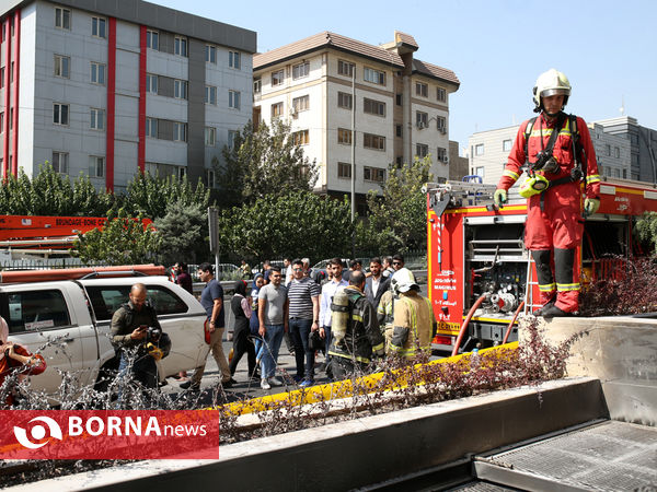 آتش سوزی در پاساژ کوروش تهران