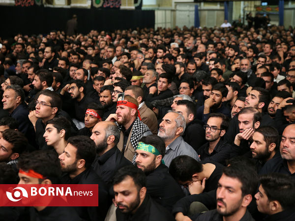 مراسم عزاداری شب عاشورای حسینی (ع) باحضور رهبر انقلاب