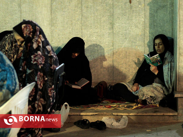 مراسم احیای شب نوزدهم ماه مبارک رمضان در" امامزادگان پنج تن لویزان "