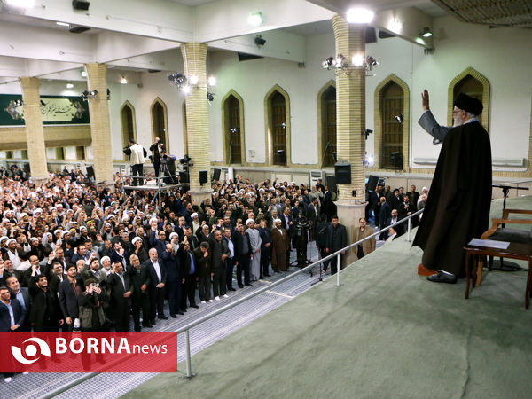 دیدار مردم نجف‌آباد با رهبر انقلاب