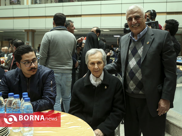 نشست صمیمی پیشکسوتان ورزش با وزیر و روسای کمیته المپیک و پارالمپیک