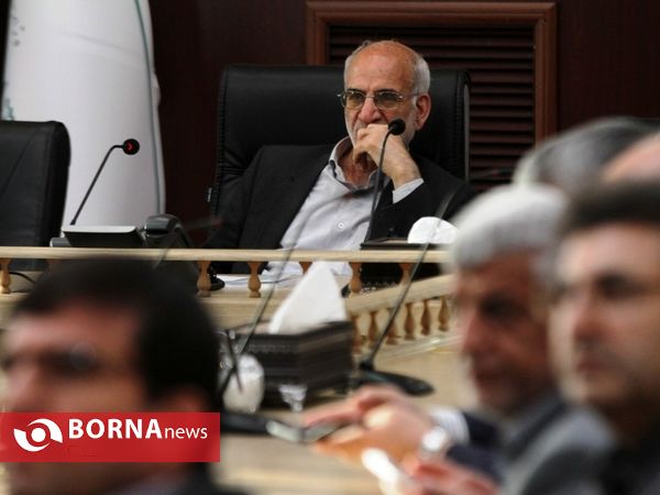 نشست مجمع نمایندگان تهران با استاندار