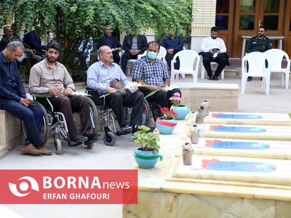 عطرافشانی یادمان شهدای گمنام ساری در هفته پارالمپیک