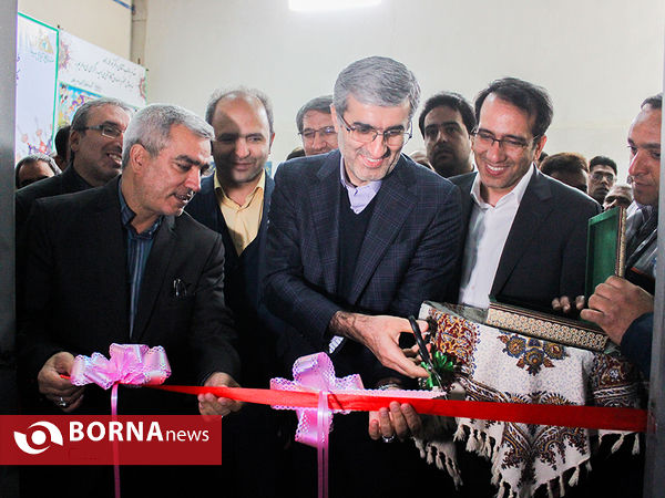 مراسم افتتاحیه طرح تولید خوراک دام و طیور در منطقه شرق اصفهان