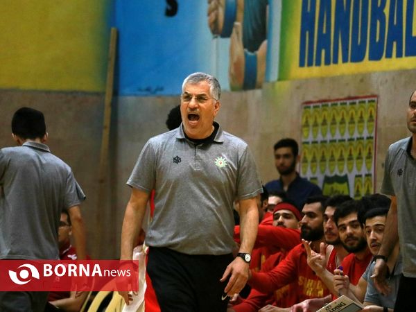 دیدار تیم های بسکتبال پالایش نفت آبادان و شهرداری گرگان