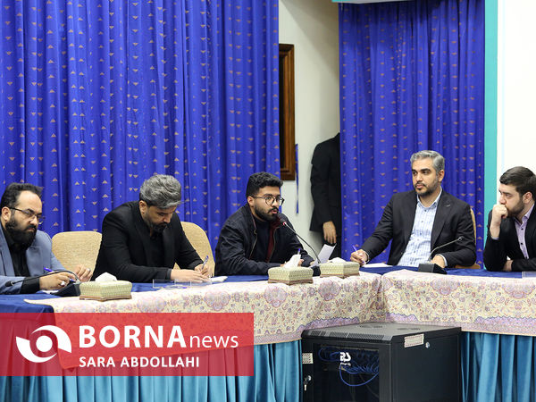 نشست با تشکل‌ها و فعالان دانشجویی با حضور رئیس جمهور