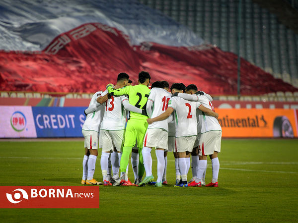 دیدار تیم های فوتبال ایران - امارات