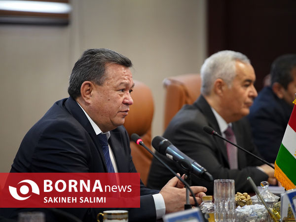 دیدار هیات علمی تاجیکی با معاون علمی فناوری رییس جمهور