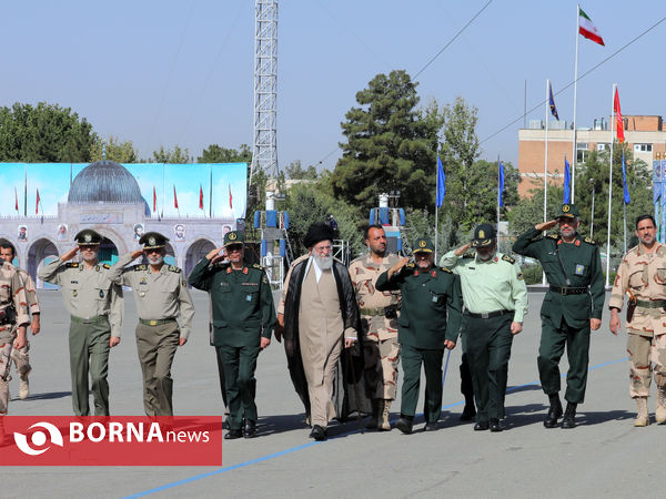 مراسم دانش‌آموختگی دانشجویان دانشگاه امام حسین (ع) با حضور رهبر انقلاب