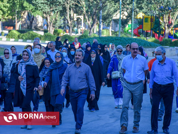 همایش پیاده‌روی خانوادگی بازنشستگان