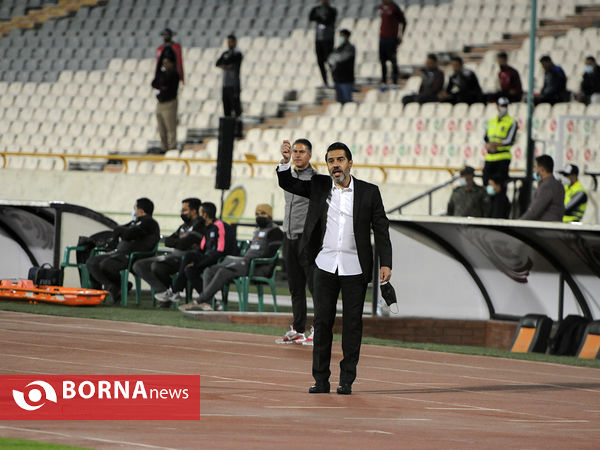 دیدار تیم های فوتبال پرسپولیس - نساجی