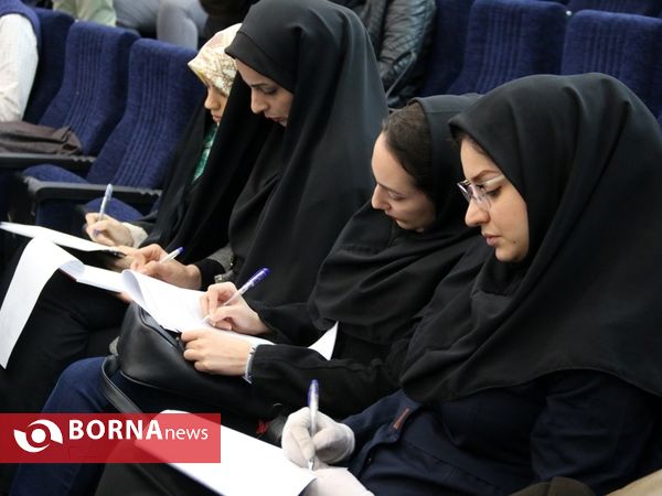 نشست شهردار اصفهان با اصحاب رسانه