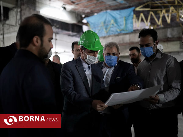 بازدید رییس بنیاد مستضعفان از موزه دفینه