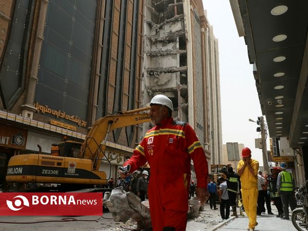 روز  دوم حادثه ساختمان متروپل آبادان