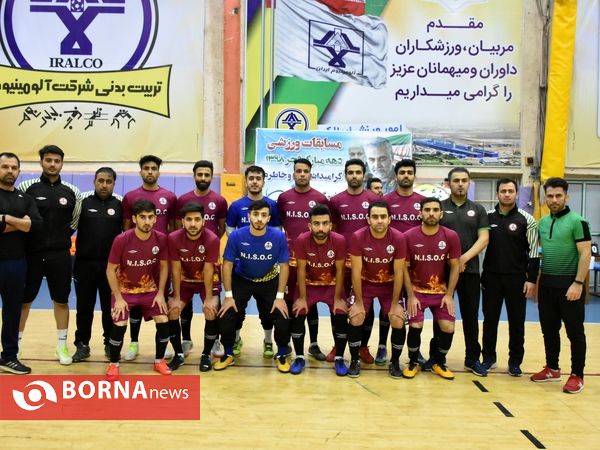 دیدار تیم های فوتسال آلومینیوم اراک - نفت امیدیه