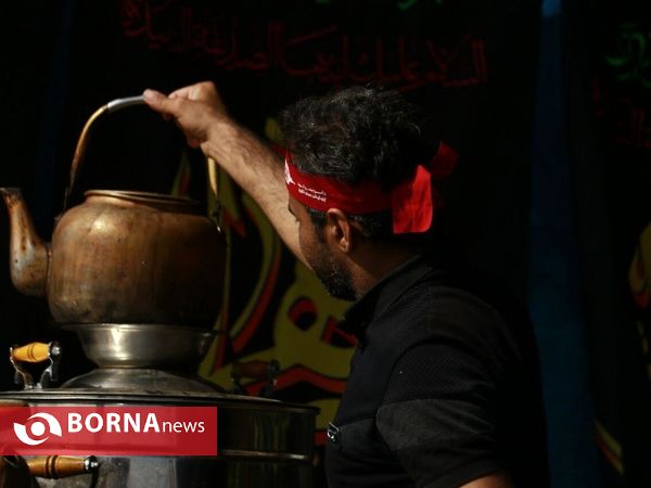 نمای نزدیک اربعینیون شلمچه