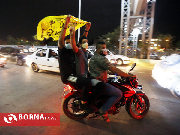 شادی خیابانی مردم شیراز در پی صعود تیم فجر شهید سپاسی به لیگ برتر