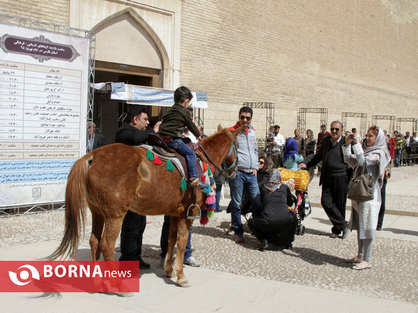 میهمانان نوروزی در ارگ کریمخان