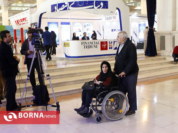 در حاشیه نمایشگاه مطبوعات