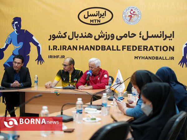 نشست خبری سرمربی تیم ملی هندبال ساحلی