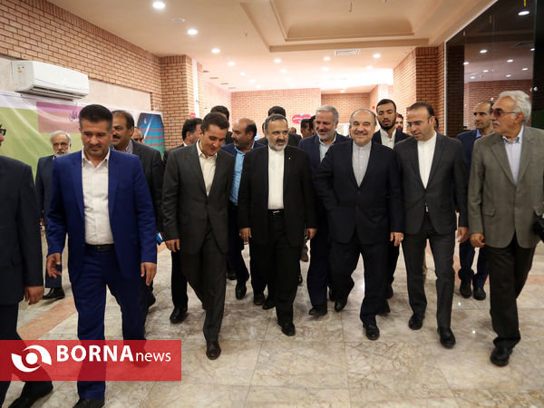 افتتاح فاز دوم موج های آبی با حضور وزیر ورزش و جوانان