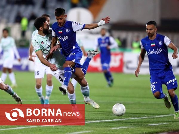 دیدار تیم های استقلال تهران - ذوب آهن اصفهان