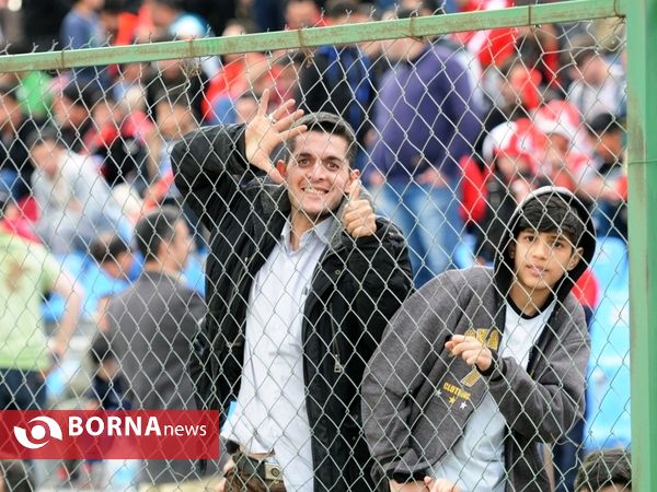 دیدار تیم پیکان- پرسپولیس