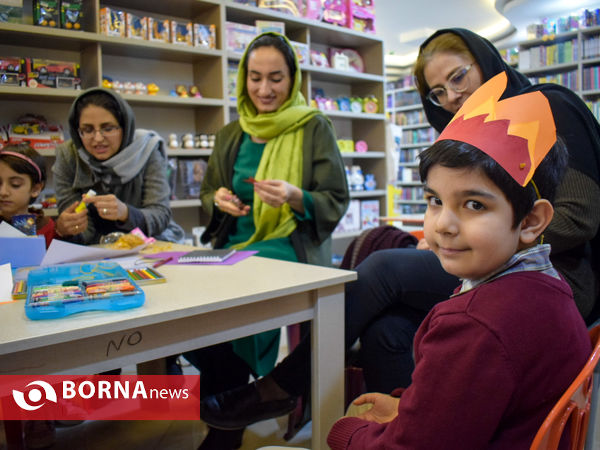 کارگاه شاهنامه‌خوانی گروه نونهالان همایون خبرگزاری برنا در شهر کتاب کرمانشاه