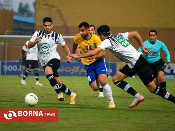 دیدار تیم های فوتبال صنعت نفت - نفت مسجدسلیمان