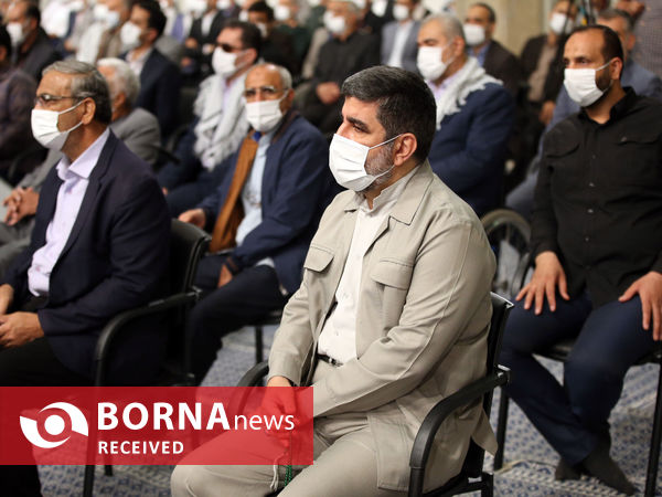 دیدار دست‌اندرکاران برگزاری کنگره شهدای استان قم با مقام معظم رهبری