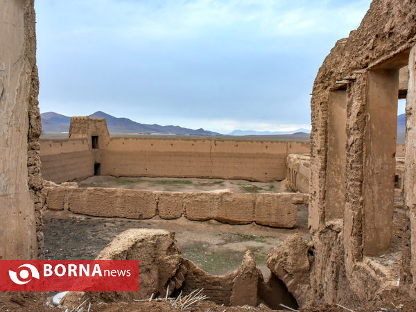 قلعه قنات خمین یا کاروانسرای گلماگرد