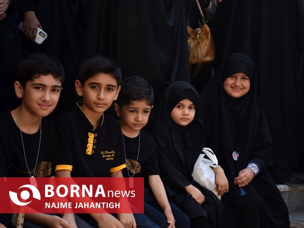 استقبال از شهدای «خان‌طومان» در دارالمومنین