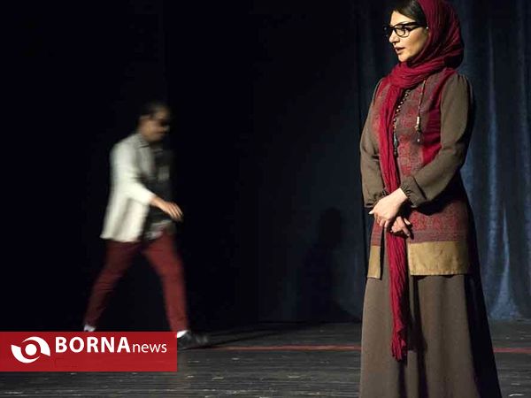 نمایش  ناگهان پیت حلبی