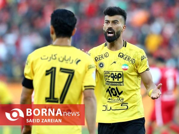 دیدار تیم های فوتبال پرسپولیس- سپاهان 