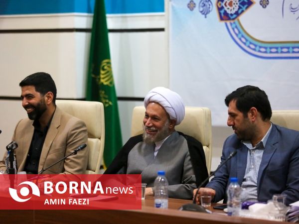 دیدار اصحاب رسانه با نماینده ولی فقیه در فارس