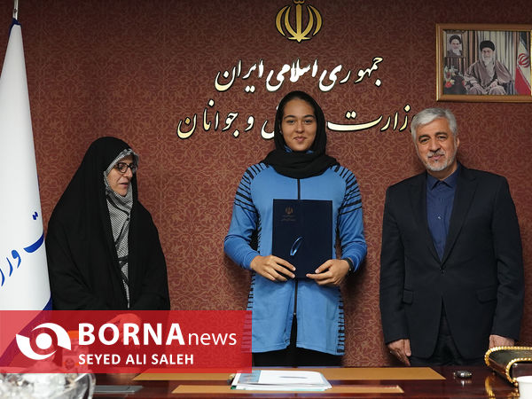 دیدار بانوان مدال آور با وزیر ورزش و جوانان