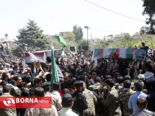 مراسم تشیع پیکر شهدای گمنام در همدان