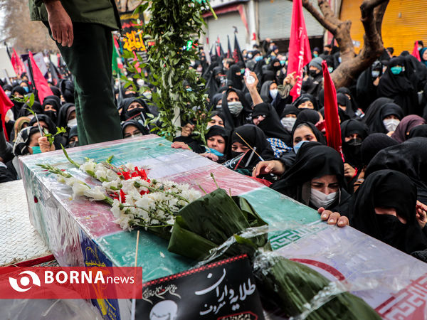 اجتماع عزاداران فاطمی و تشییع پیکر 9 شهید دفاع مقدس و مدافع حرم