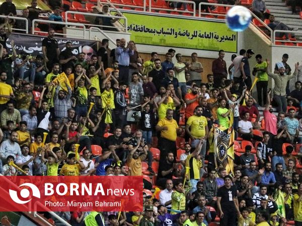 دیدار تیم های هندبال سپاهان - عمان کلاب