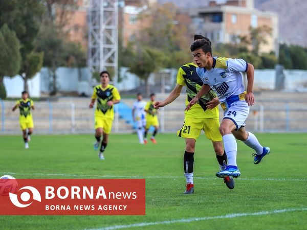 دیدار تیم های فوتبال بامداد  اراک- بصیر اهواز