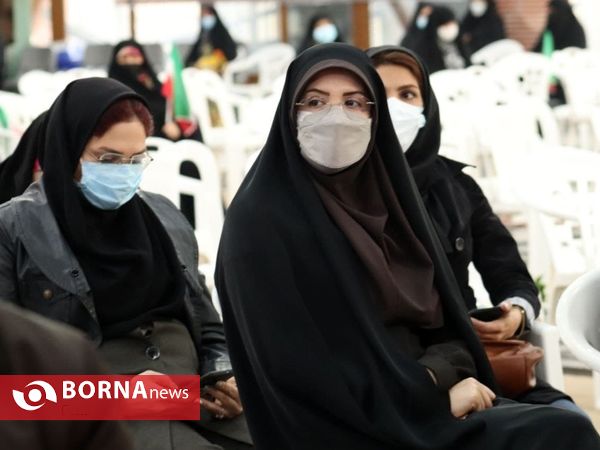 مراسم گلباران گلزار شهدای رشت به مناسبت آغاز دهه فجر