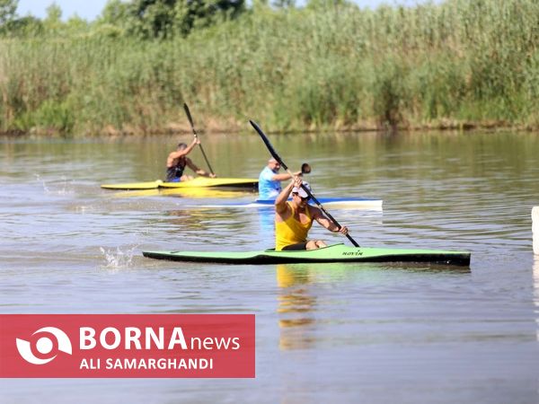 مسابقات قایقرانی در بندرانزلی