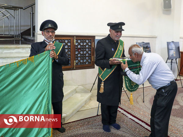 نمایشگاه عکس « کرامت » در حرم شاهچراغ(ع)