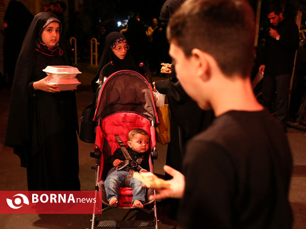 شب هشتم محرم در محله "چهارراه آبسردار تهران"